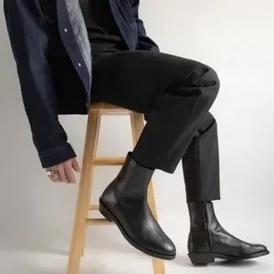 COS | Shoes | Cos Calfskin Leather Zip Chelsea Boot Black  display picture 3